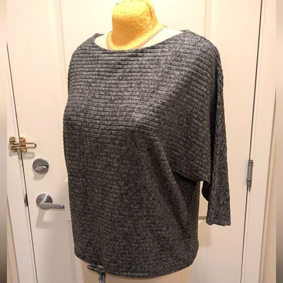 3/$30 NWT Reitmans XXL Batwing Sleeve Tie Bottom Knit Sweater - Picture 7 of 10